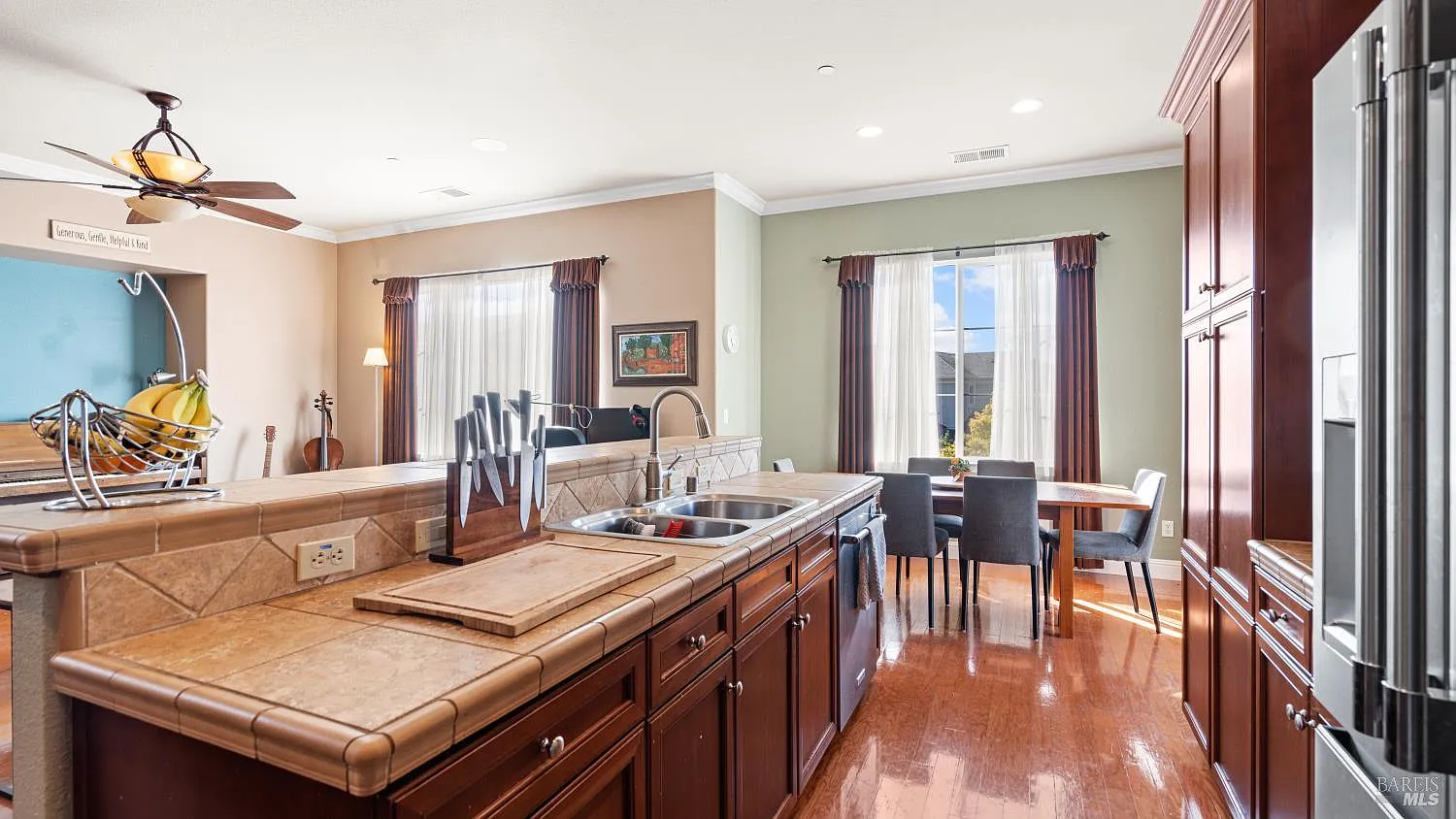 2011 Bellaterra Court - Photo 7