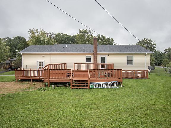 5th image of 2310 Glade Dr