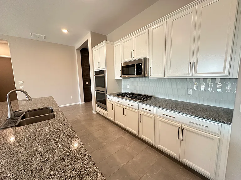 12474 N Appling Ave — Photo 12