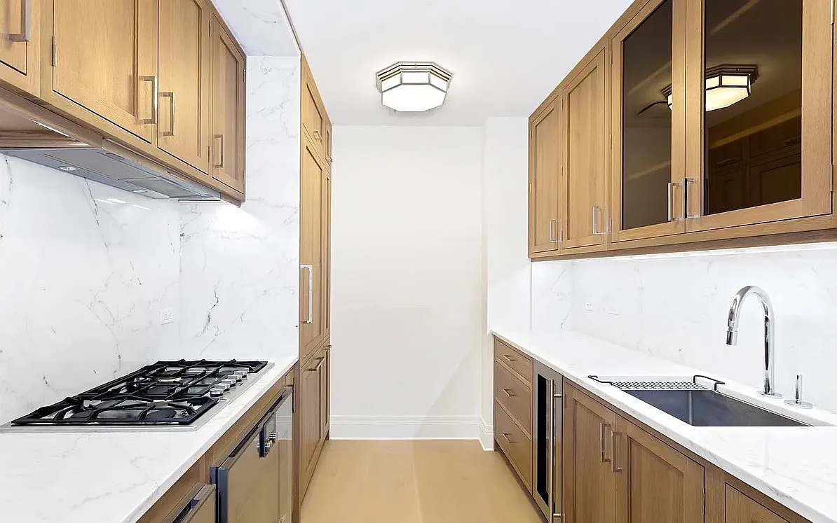 30 Park Place — Photo 4