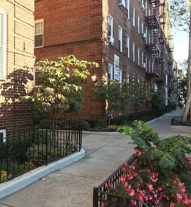 1st image of 4115 44th St APT 4H