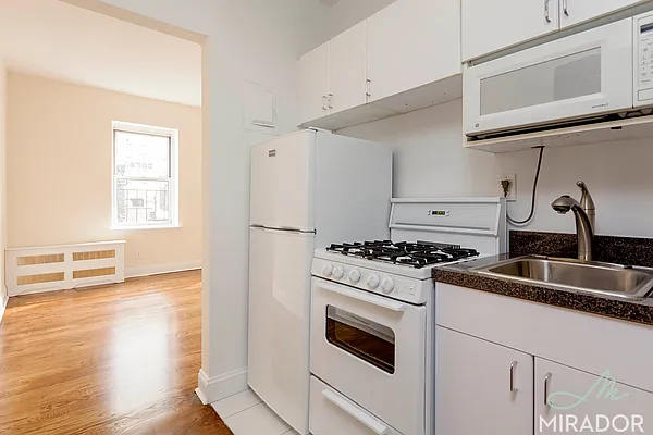 Rented by Mirador Real Estate | media 7