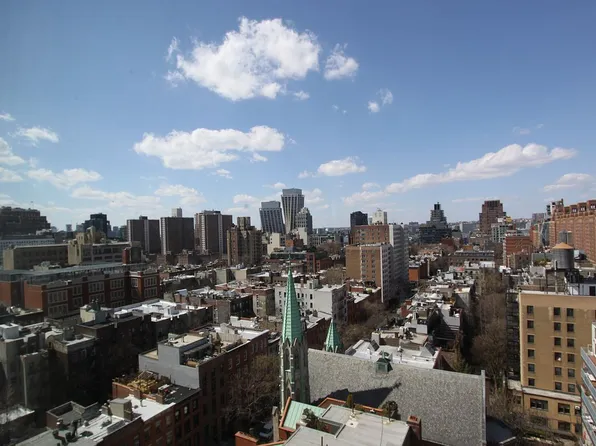 300 W 23rd St APT 15D, New York, NY 10011