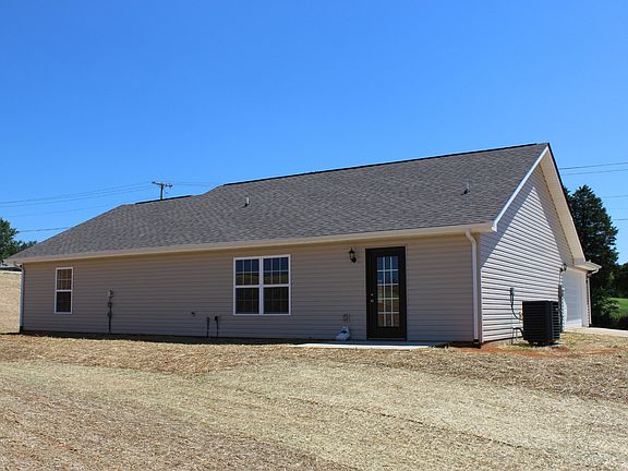 4th image of 439 Hinkle Rd Lot 9