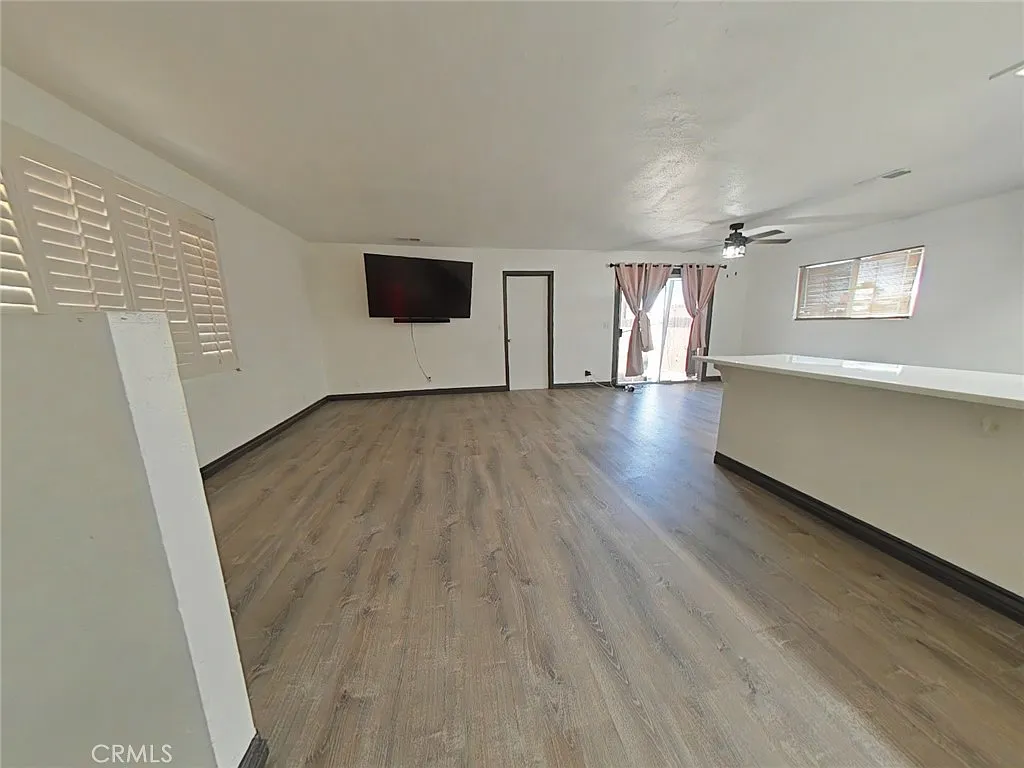 2 bed, 1026 sqft, $1,675 — Photo 2