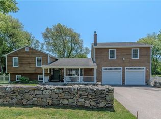 42 Wampum Rd, Narragansett, RI 02882