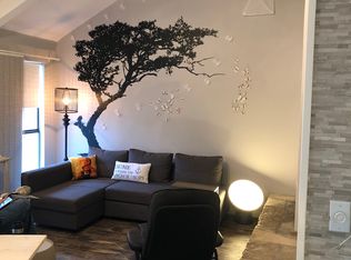 680 Harbor Dr, Azle, TX 76020