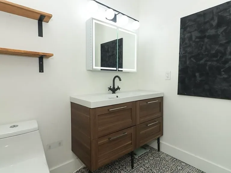 2580 Grassy Point Dr #102 — Photo 8