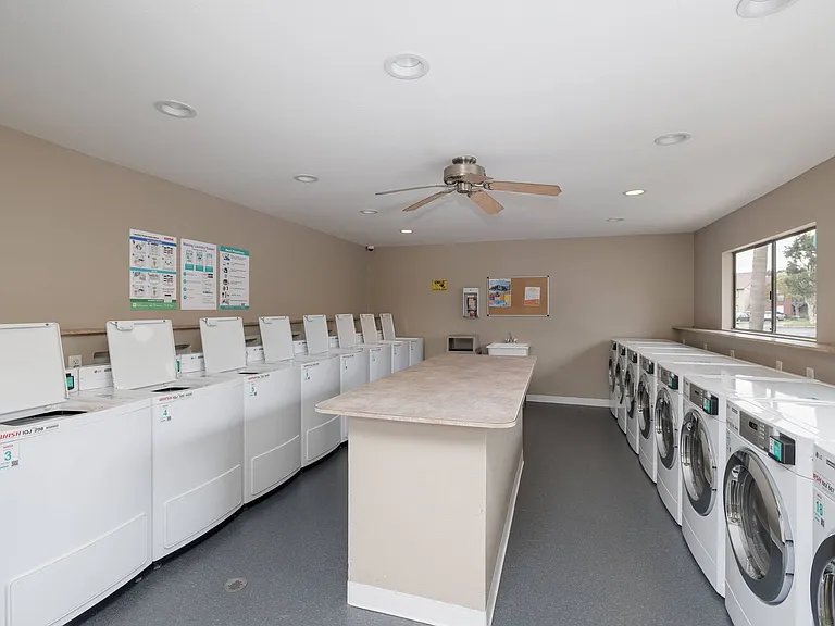 Summer Brook Apartments — Photo 14