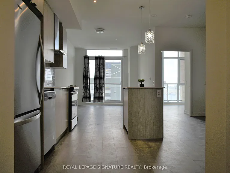55 Duke St W #411 — Photo 4