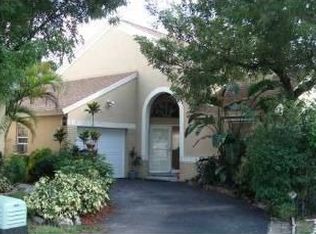 1180 SW 109th Ln, Davie, FL 33324