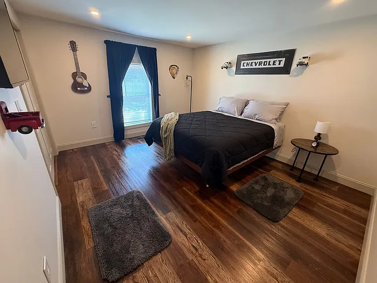 2108 Veterans Dr — Photo 14