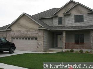 2349 Crimson Ridge Cir NW, Rochester, MN 55901