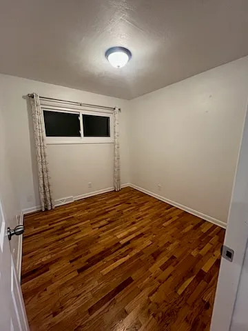 511 8th Ave — Photo 10