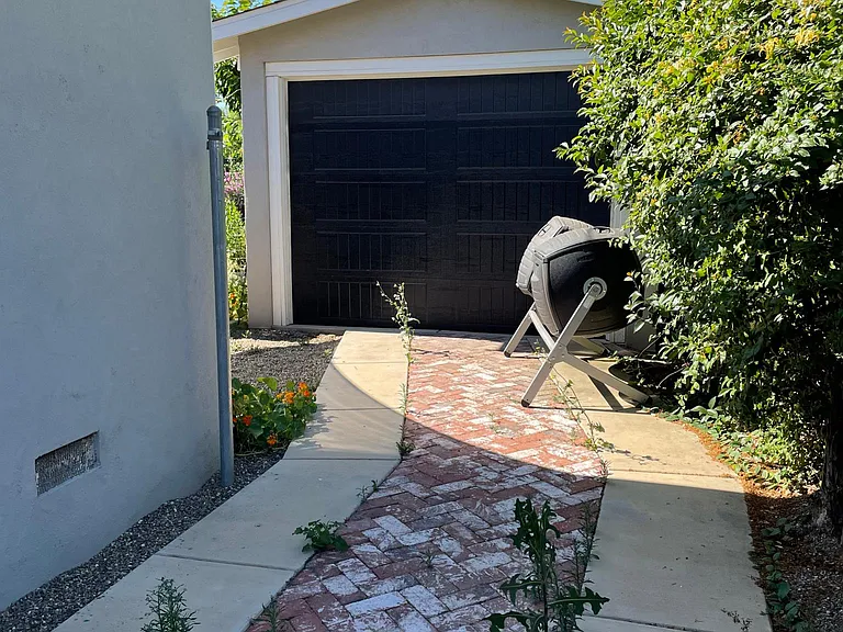 2308 Knight Way — Photo 26