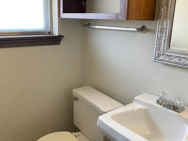 3013 Gwendolyn Ln — Photo 15
