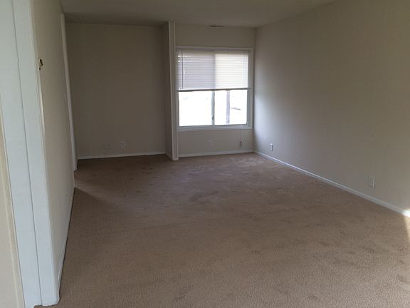5th image of 3722 Yellow Poplar Ct