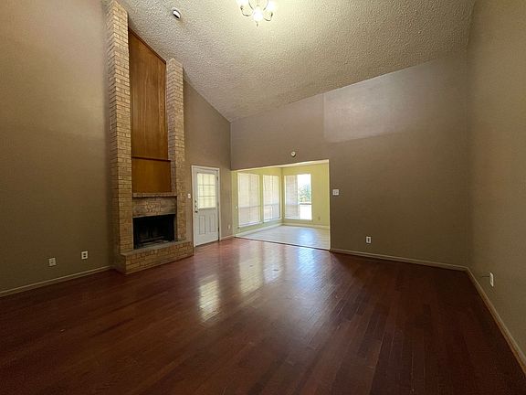 5th image of 4502 Whitmire Ln