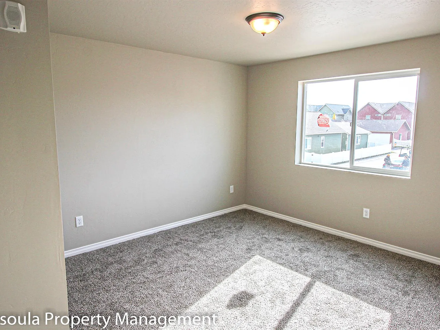 Porter Apts — Photo 2