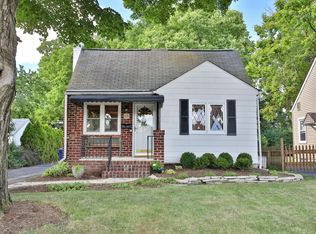 26 E Weisheimer Rd, Columbus, OH 43214