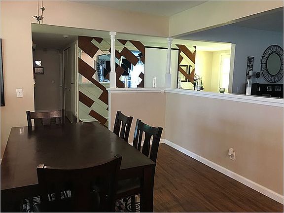 5th image of 932 Caraway Dr