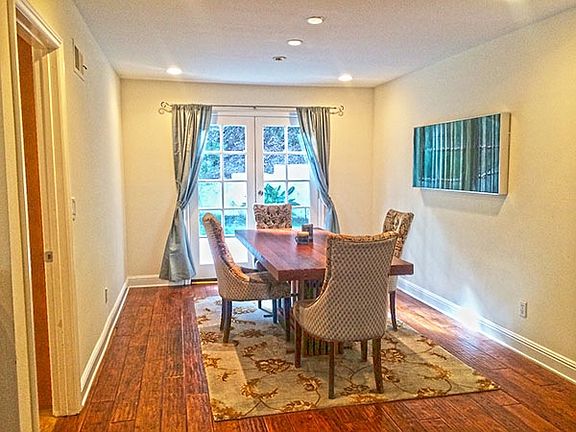 3rd image of 3745 Gleneagles Dr