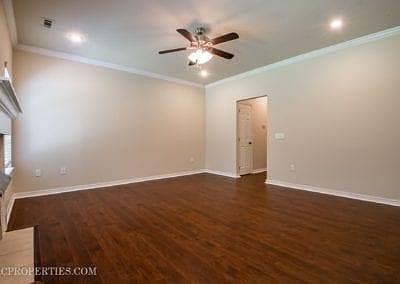 9ft ceilings