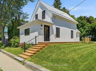 11 Eyre St, Prince Edward County, ON K0K 2T0