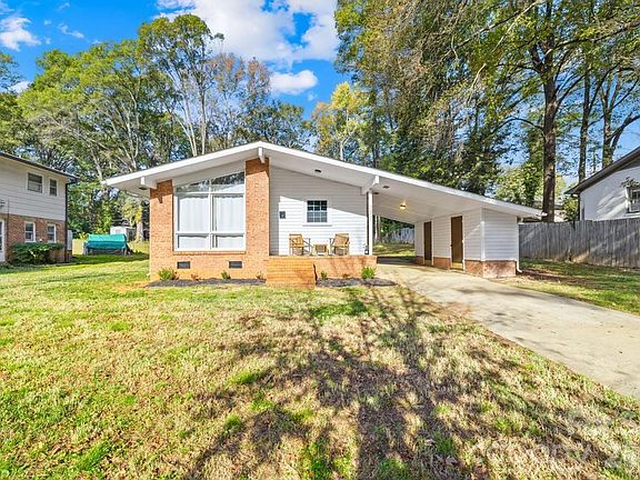 2nd image of 3801 Winterfield Pl