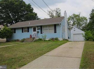 204 Cumberland Ave, Magnolia, NJ 08049