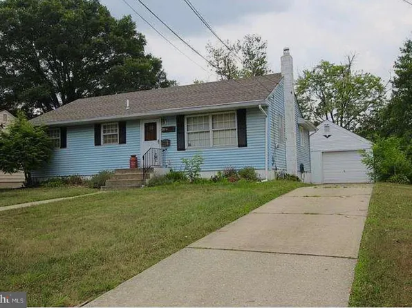 204 Cumberland Ave, Magnolia, NJ 08049