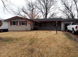 2517 Rigsby Dr, Saint Louis, MO 63136