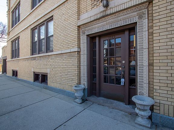 2nd image of 1245 Fair Oaks Ave #1S