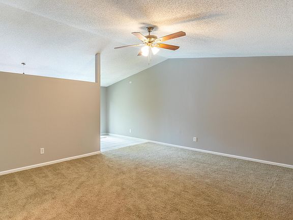 5th image of 3355 Donzi Way W