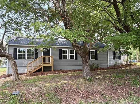 116 Gerry St, Stoneville, NC 27048