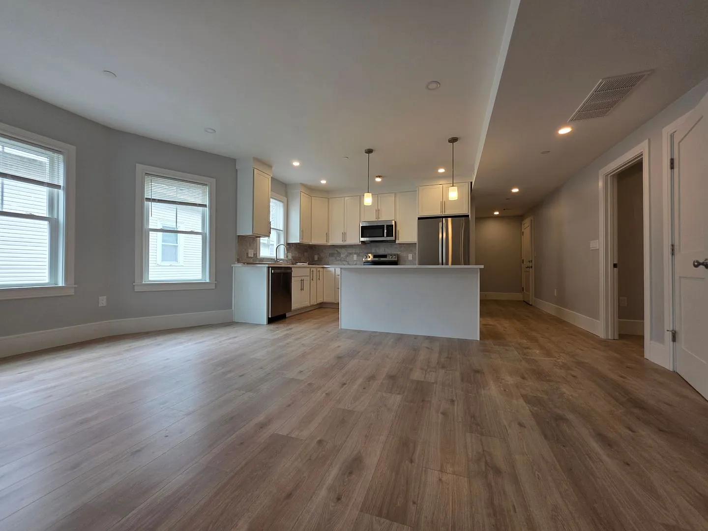 No Brokers Fee, No Security Deposit, New Construction in Lower Allston, In-Unit Washer and Dryer,... — Photo 2