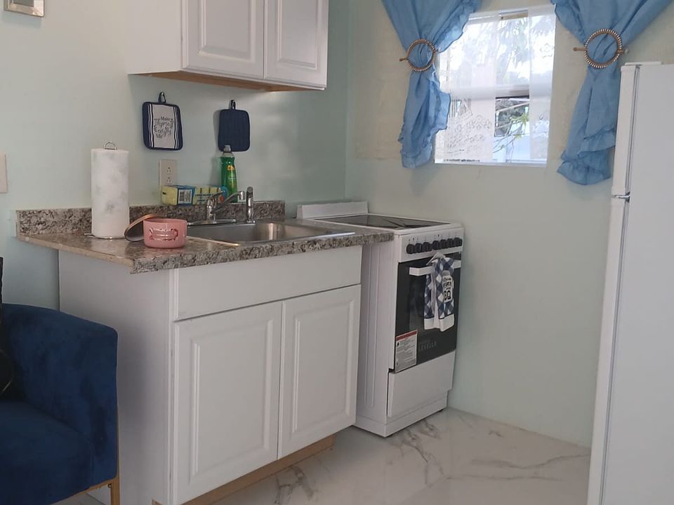 1st image of 12415 W Randall Park Dr