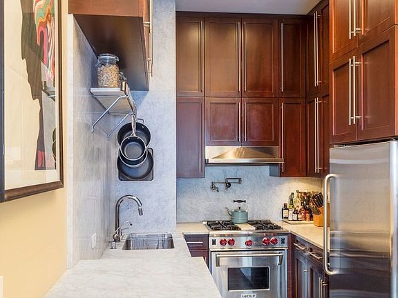 2nd image of 372 5th Ave APT 8A