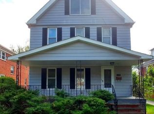 2375 Ashurst Rd, University Heights, OH 44118