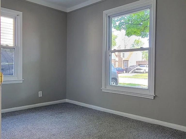 20462 Kingsville St — Photo 5