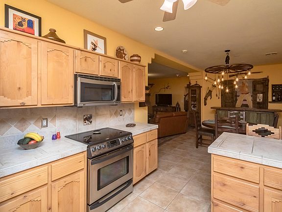 5th image of 3160 Oro Grande Blvd