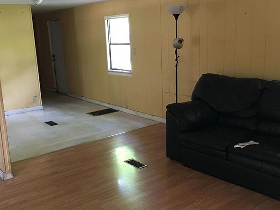 5th image of 11734 Dunns Branch Dr W