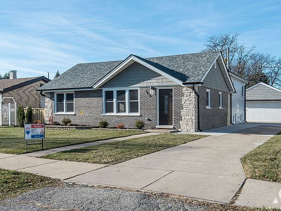 5th image of 7816 S Leclaire Ave