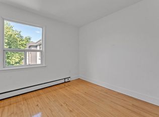 389 Yonge Street, Kingston, ON K7M 1G2