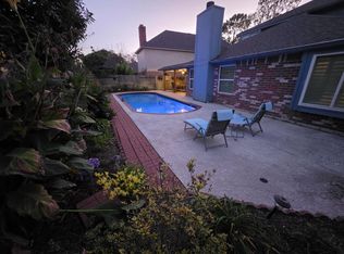 1323 Village Garden Dr, Missouri City, TX 77459