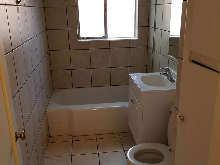 788 East 5th Avenue — Photo 18