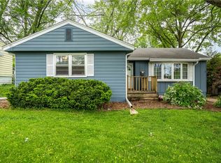 604 30th St, West Des Moines, IA 50265