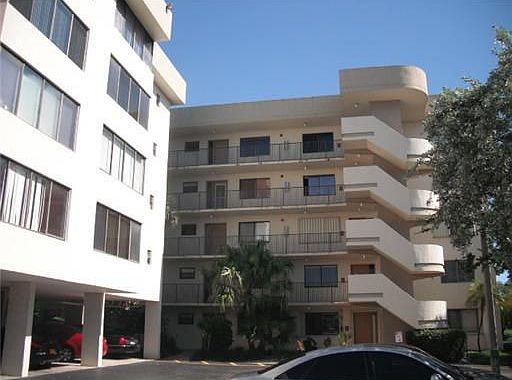 5th image of 8040 Hampton Blvd APT 201