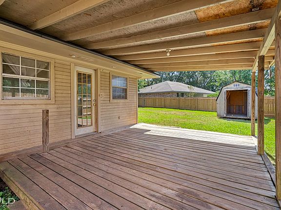 3rd image of 5340 Lauri Ln