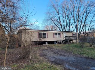 119 Iron St, Rockhill Furnace, PA 17249